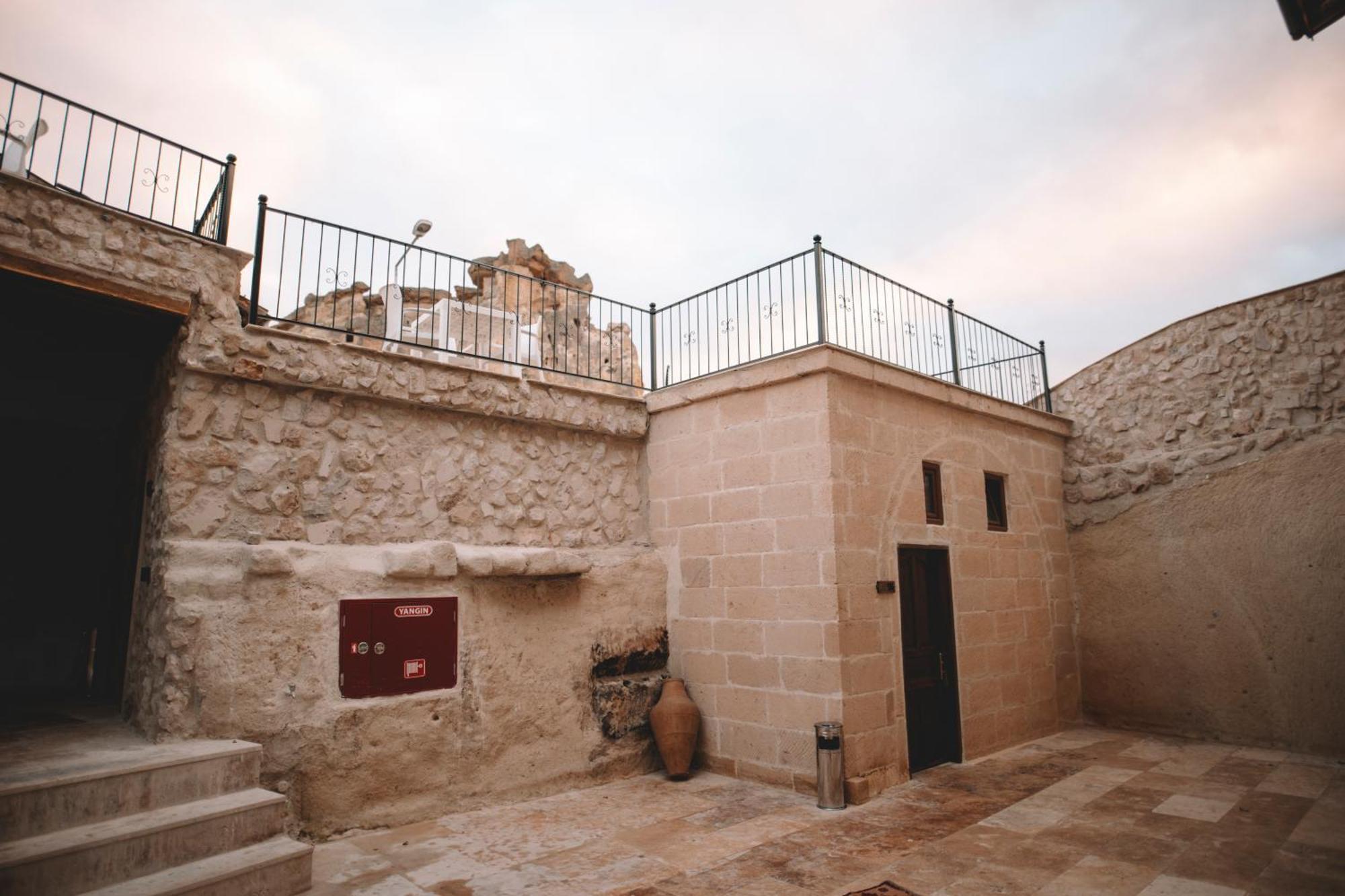 Daphne Cave Hotel Avanos Exterior photo